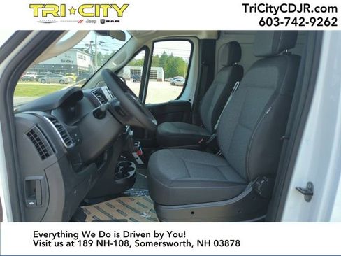 New 2025 RAM ProMaster 3500 w/ Quick Order Package 22G SLT image 13