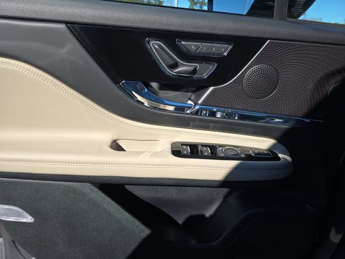 New 2026 Lincoln Corsair Grand Touring AWD/4WD image 26