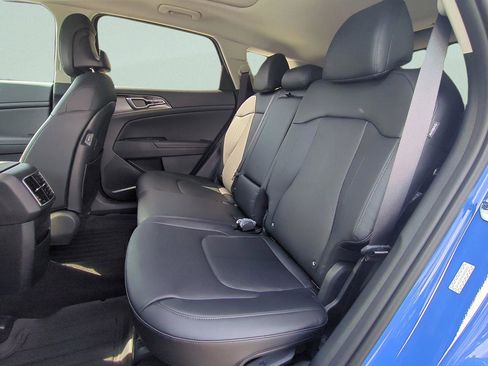New 2026 Kia Sportage EX FWD image 13