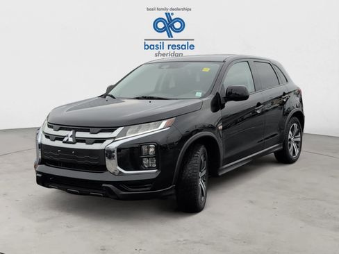 Used 2021 Mitsubishi Outlander Sport ES image 2