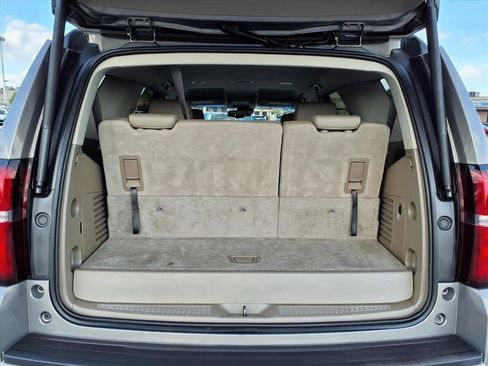 Used 2019 Chevrolet Tahoe LT image 21