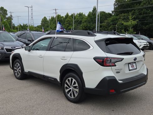 Certified 2025 Subaru Outback Premium AWD/4WD image 5