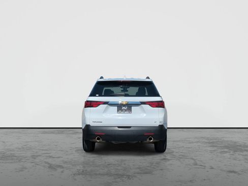 Used 2023 Chevrolet Traverse LT FWD image 7
