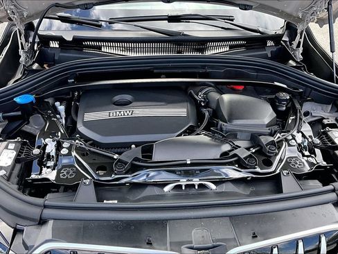 New 2026 BMW X1 xDrive28i w/ Technology Package image 9