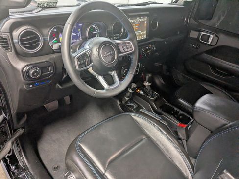Used 2023 Jeep Wrangler Unlimited Rubicon 4xe AWD/4WD image 12