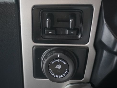Used 2022 Ford F250 Lariat w/ Lariat Value Package AWD/4WD image 26