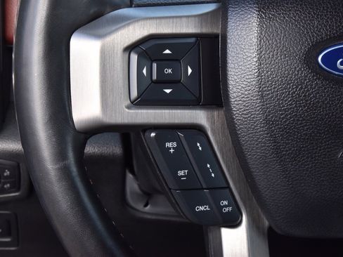 Used 2020 Ford F150 Platinum w/ Equipment Group 701A Luxury image 23