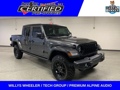 Used 2025 Jeep Gladiator Sport