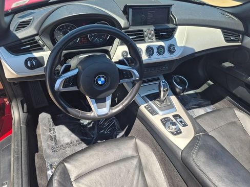 Used 2015 BMW Z4 sDrive28i RWD image 10