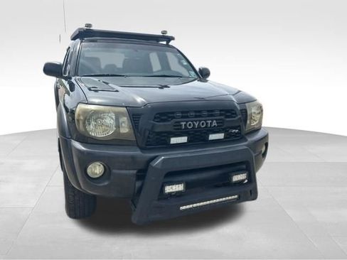 Used 2008 Toyota Tacoma PreRunner image 2