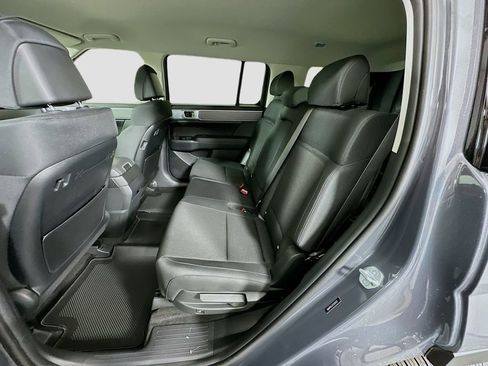 New 2026 Hyundai Santa Fe SE image 16