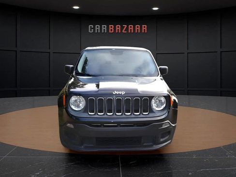 Used 2017 Jeep Renegade Sport w/ Power & Air Group image 2