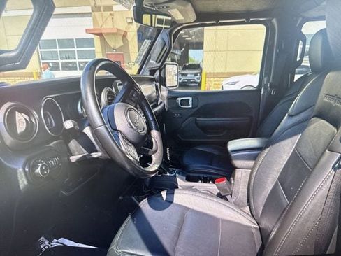 Used 2022 Jeep Gladiator Sport AWD/4WD image 5