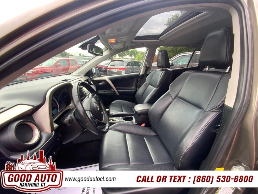 Used 2015 Toyota RAV4 Limited w/ Technology Package AWD/4WD image 7