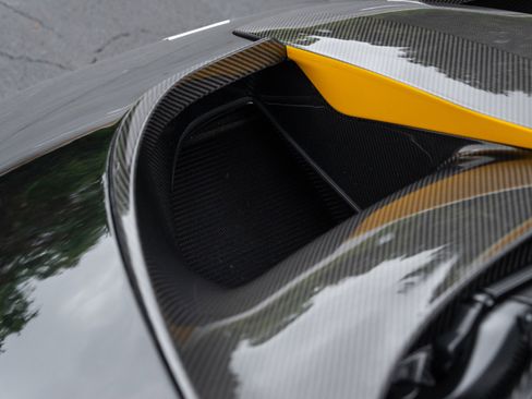 Used 2019 McLaren Senna image 20