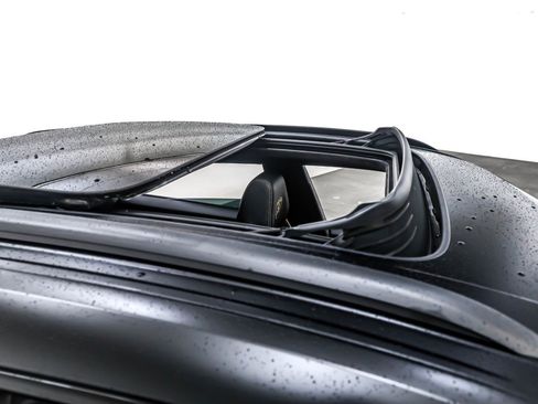 Used 2023 Lamborghini Urus S image 21