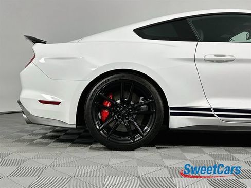Used 2021 Ford Mustang Shelby GT500 w/ Technology Package RWD image 46