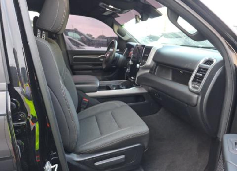 Used 2025 RAM 1500 Big Horn RWD image 9