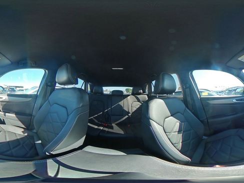 Used 2025 Volkswagen Atlas Cross Sport SE FWD image 42