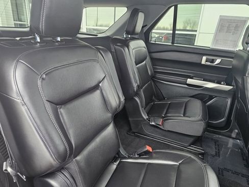 Used 2023 Ford Explorer XLT w/ Equipment Group 202A image 22