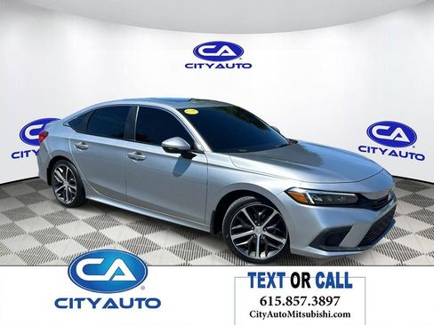 Used 2024 Honda Civic Touring image 2