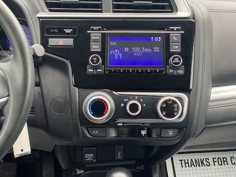 Used 2020 Honda Fit LX image 21