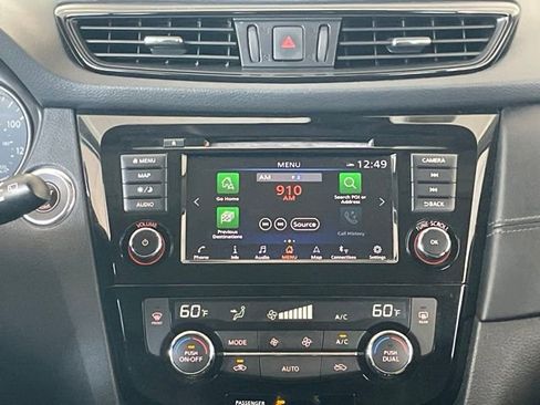 Used 2019 Nissan Rogue SL FWD image 13