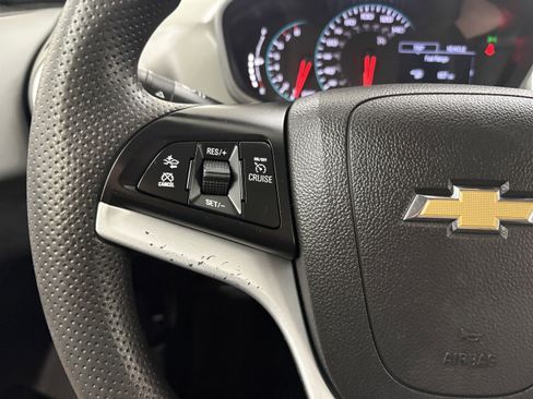 Used 2020 Chevrolet Sonic LT FWD image 30
