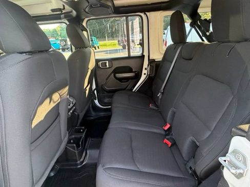 Used 2020 Jeep Wrangler Unlimited Sport S AWD/4WD image 15