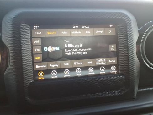 Used 2022 Jeep Gladiator Sport image 32