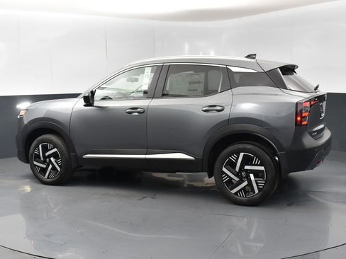 New 2026 Nissan Kicks SV w/ Illumination Package image 5