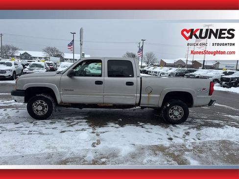 Used 2005 Chevrolet Silverado 2500 LS image 6