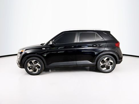 Used 2022 Hyundai Venue SEL w/ Cargo Package FWD image 7