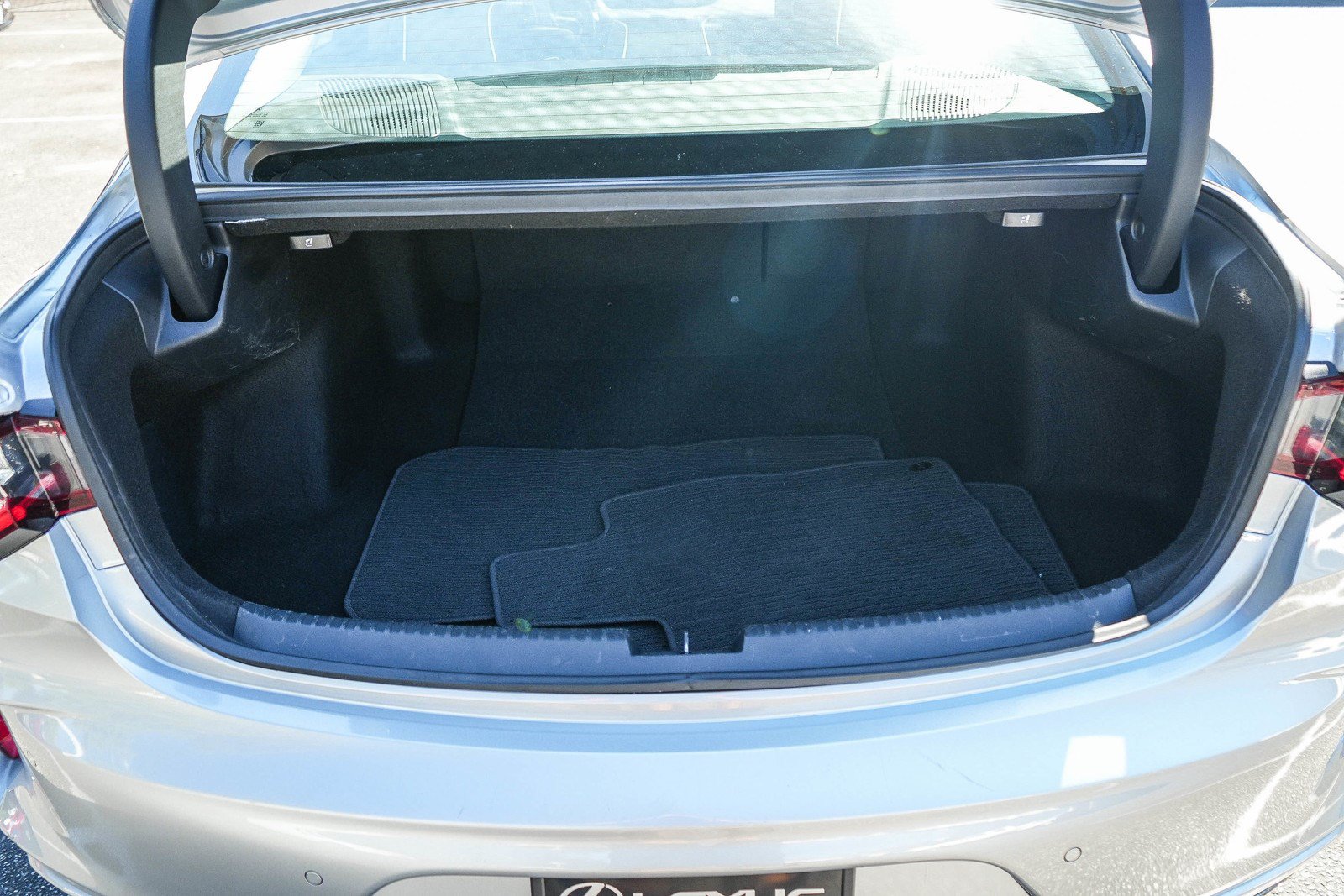 Used 2021 Acura TLX w/ Advance Package FWD image 24