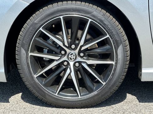 Used 2021 Toyota Camry SE FWD image 28