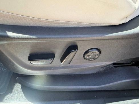 Used 2023 Nissan Ariya AWD image 13