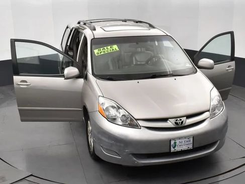 Used 2006 Toyota Sienna FWD image 10