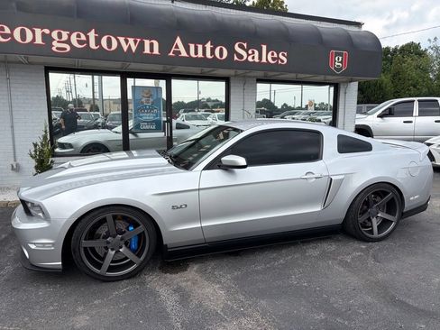 Used 2012 Ford Mustang GT Premium w/ Comfort Pkg RWD image 10