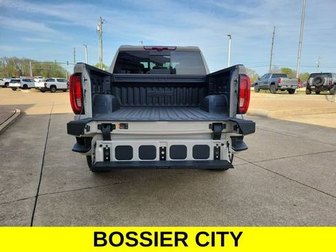 New 2026 GMC Sierra 1500 AT4 w/ AT4 Premium Package image 8