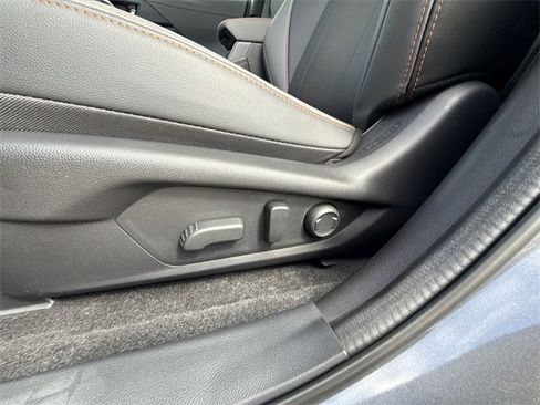 New 2025 Subaru Crosstrek 2.5i Limited w/ Crosstrek Mirror Package image 12