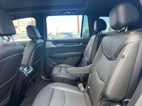Used 2023 Cadillac XT6 Premium Luxury AWD/4WD image 10