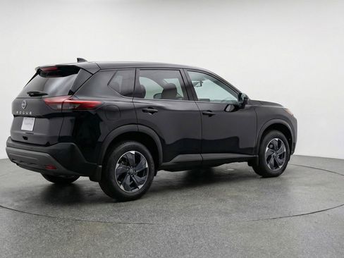 Used 2025 Nissan Rogue SV FWD image 9