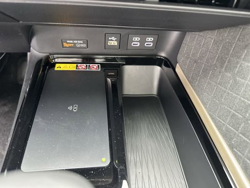 New 2026 Toyota Camry XLE AWD/4WD image 25