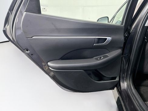 Used 2025 Hyundai Sonata SEL FWD image 27