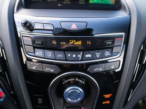 Certified 2025 Acura RDX w/ Technology Package image 36