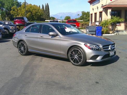 Used 2019 Mercedes-Benz C 300 Sedan w/ Premium Package image 9