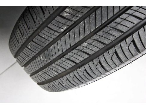 Used 2025 Nissan Sentra SV w/ All-Weather Package image 28