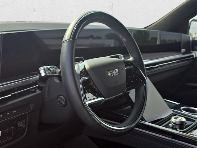 Certified 2026 Cadillac Escalade Sport w/ LPO, Floor Liner Package AWD/4WD image 18