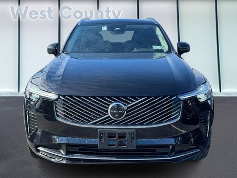 Certified 2025 Volvo XC90 B6 Plus image 10