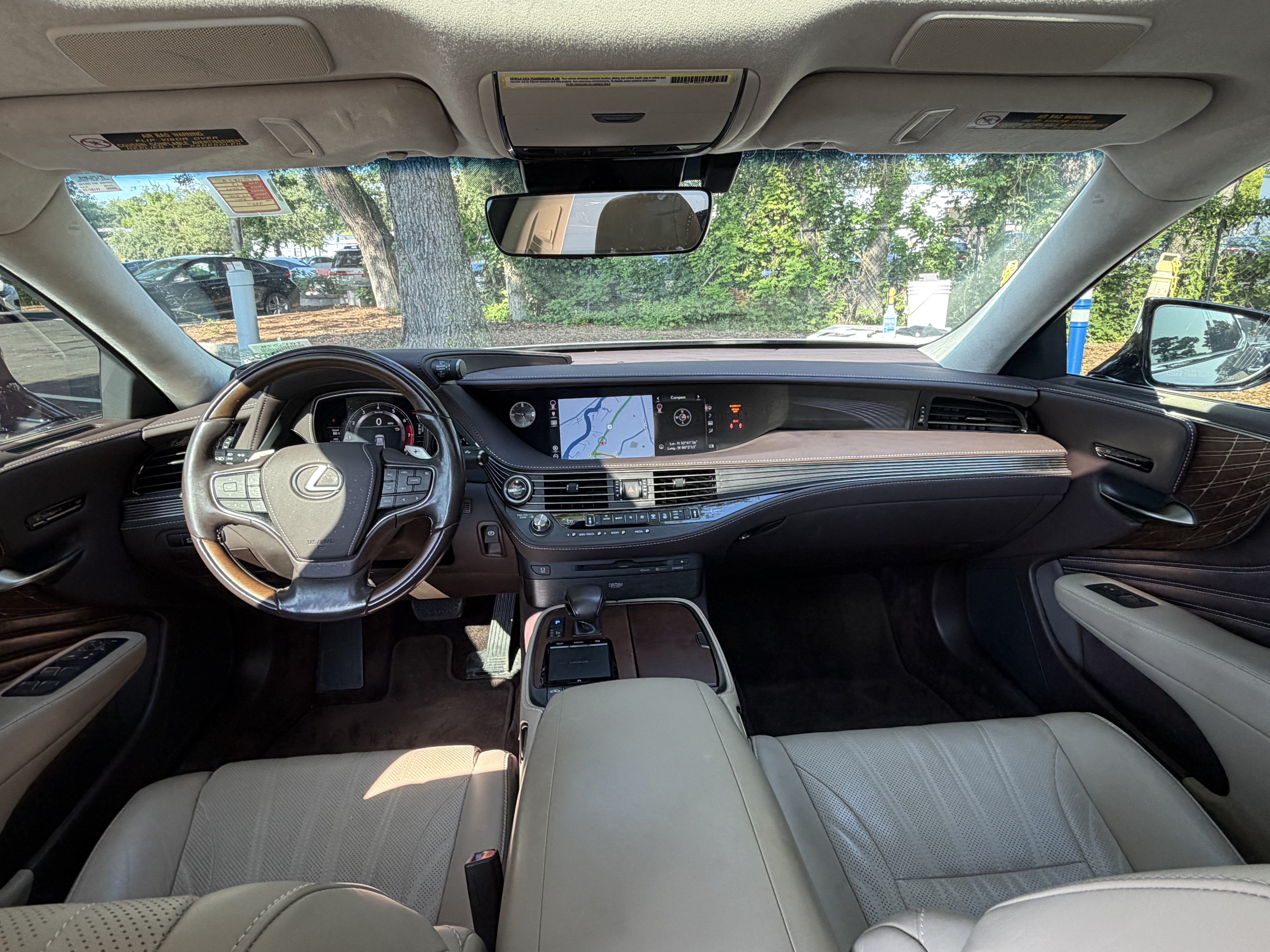 Used 2019 Lexus LS 500 w/ Interior Upgrade Package RWD image 36